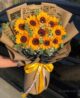 bó hoa hướng dương bằng giấy báo