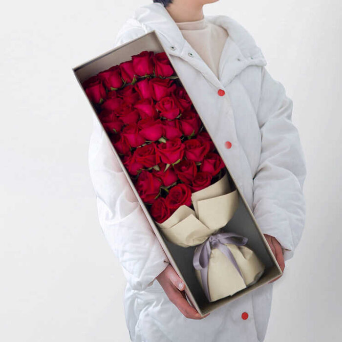 hộp hoa hồng đỏ thắm