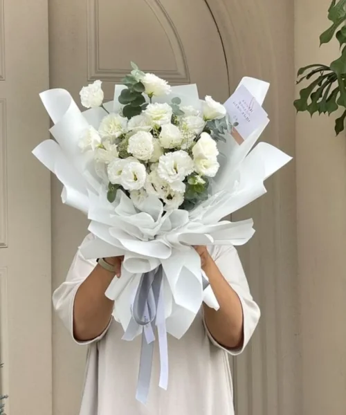 Bó hoa cẩm chướng màu trắng