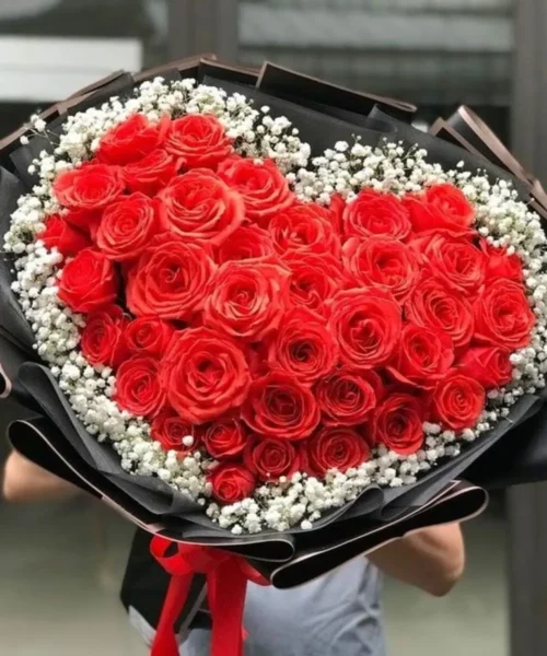 Bó hoa hồng hình trái tim