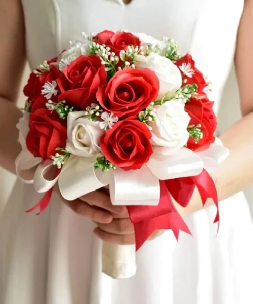Hoa cưới cầm tay bằng sáp