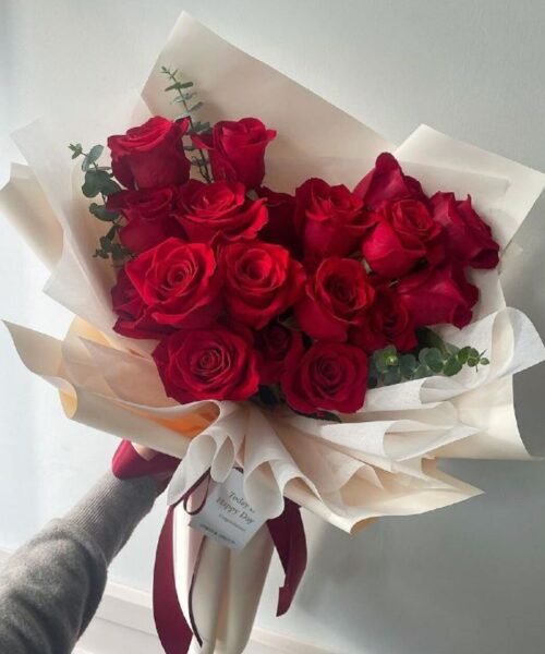 Bó hoa hồng đỏ hình trái tim