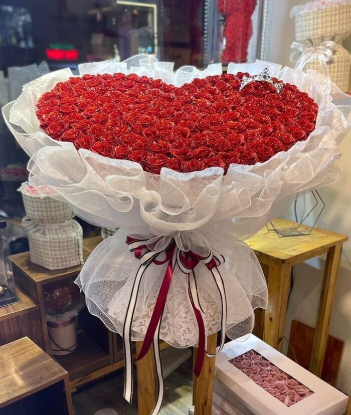 bó hoa hồng đỏ 100 bông tặng người yêu đẹp nhất